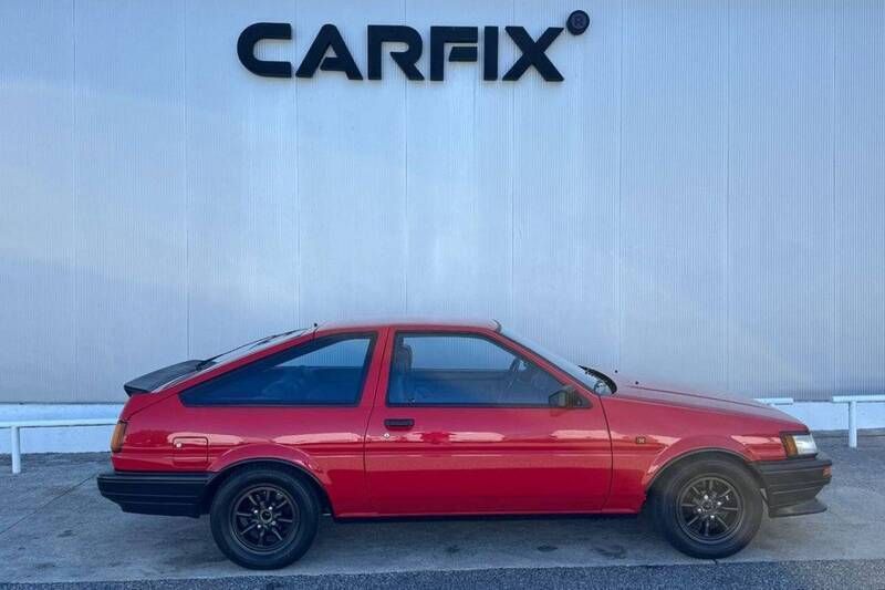 Vermelho Usado 1986 Toyota Corolla | € 37.500 - Imagem 1/4