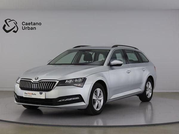 Outra Usado 2022 Skoda Superb Ambition Carrinha | € 25.990 (Preço justo) - Imagem 1/4