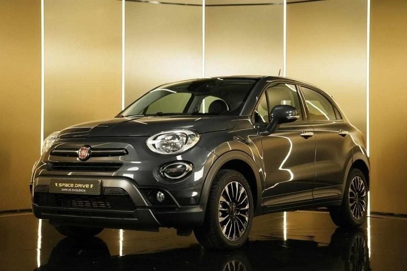 Cinzento Usado 2019 Fiat 500X Cross SUV | € 18.600 - Imagem 1/4