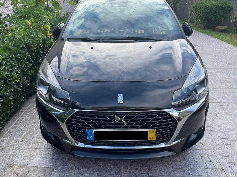 Preto Usado 2017 DS Automobiles DS3 Sport Chic Citadino | € 14.999 (Preço justo) - Imagem 1/4
