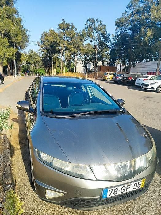 Usado 2008 Honda Civic Sedan | € 4.000 (Bom preço) - Imagem 1/4