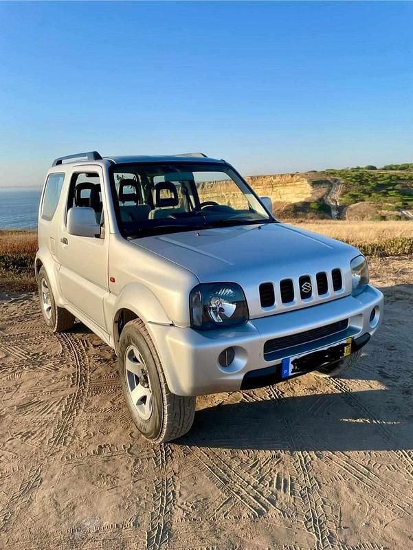 Cinzento Usado 2004 Suzuki Jimny SUV | € 9.950 - Imagem 1/4