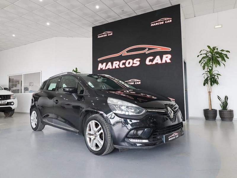 Usado Renault Clio IV 90 HP (66 kW) 2017 Preto Carrinha