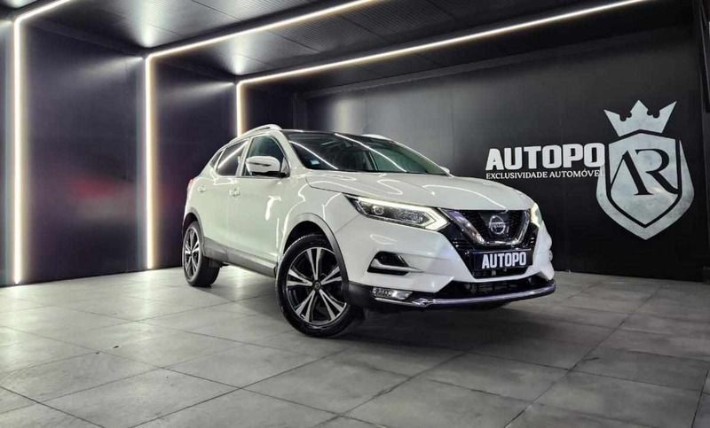 Branco (metalizado) Usado 2018 Nissan Qashqai Premium Edition SUV | € 25.900 (Caro) - Imagem 1/4