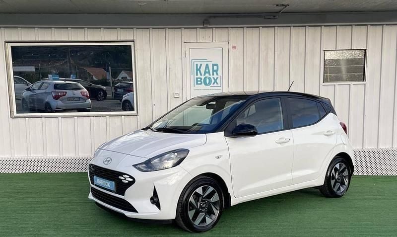 Branco Usado 2023 Hyundai i10 Comfort Citadino | € 15.990 (Preço justo) - Imagem 1/4