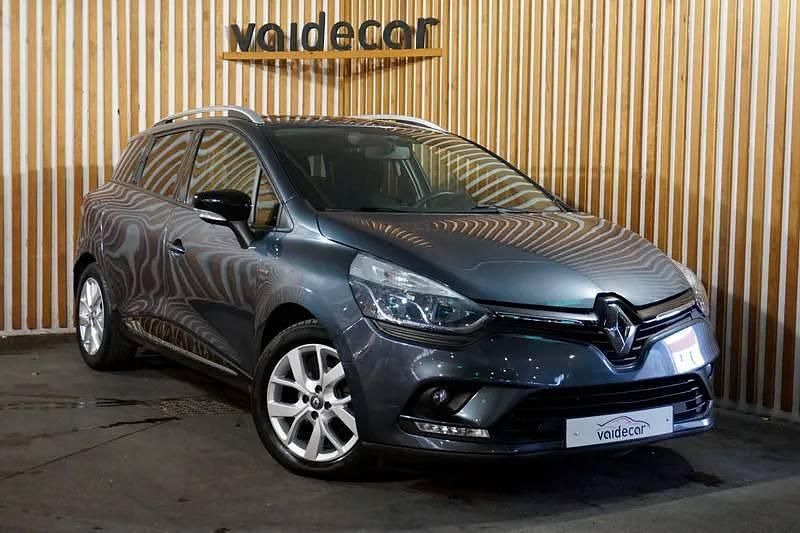 Usado Renault Clio IV 90 HP (66 kW) 2019 Cinzento Carrinha