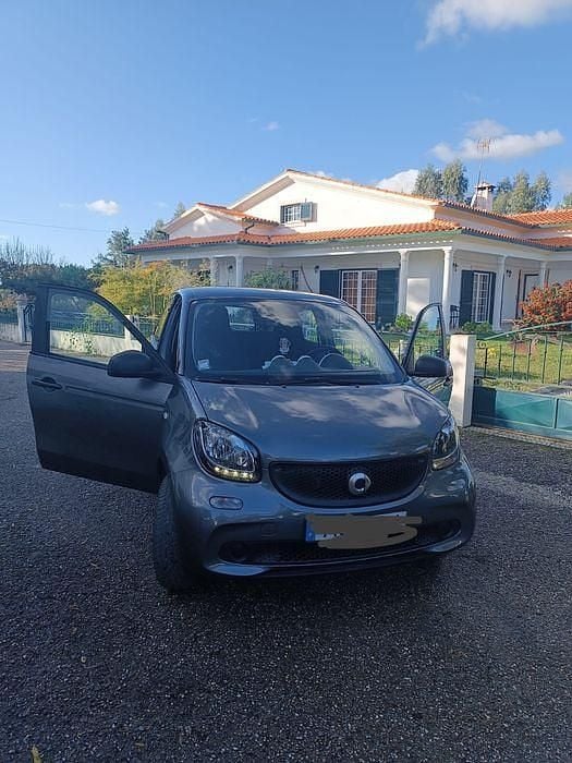 Usado Smart ForFour Passion 71 HP (52 kW) 2016 Citadino