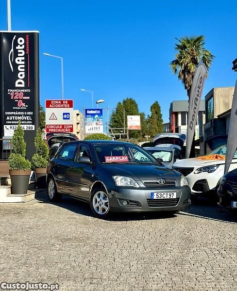 Cinza Usado 2007 Toyota Corolla Citadino | € 6.750 - Imagem 1/1