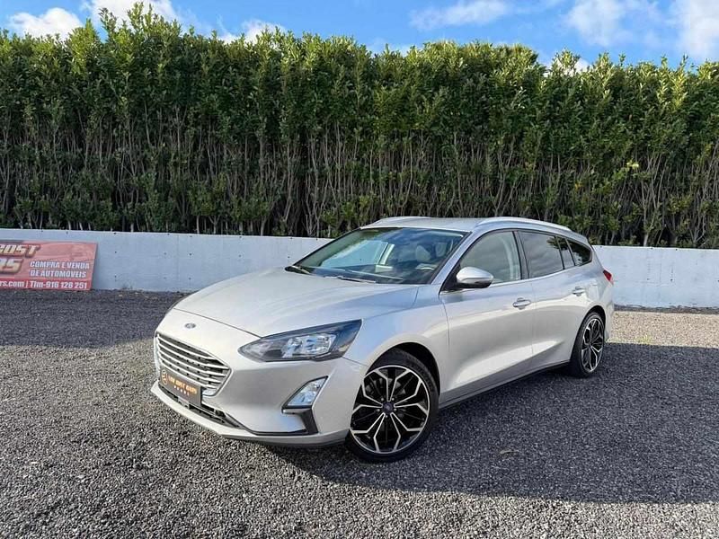 Cinza Usado 2021 Ford Focus Carrinha | € 19.500 (Caro) - Imagem 1/4