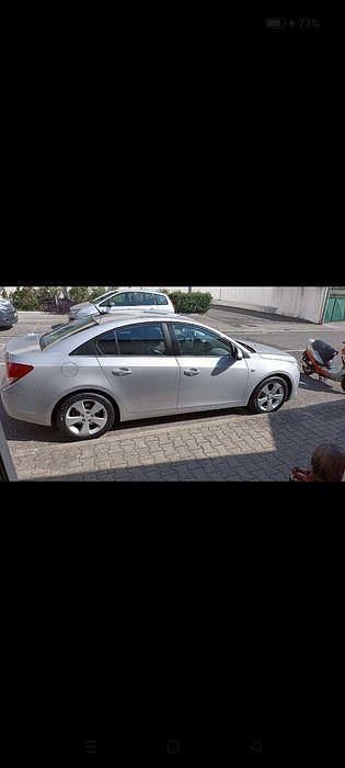 Usado 2009 Chevrolet Cruze Sedan | € 5.500 (Preço justo) - Imagem 1/4