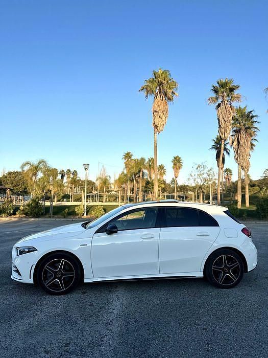 Usado Mercedes A250 AMG 218 HP (160 kW) 2021 Sedan