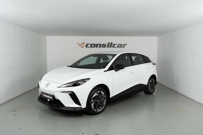 Usado MG MG4 EV 125 kW (170 HP) 2023 Branco Citadino