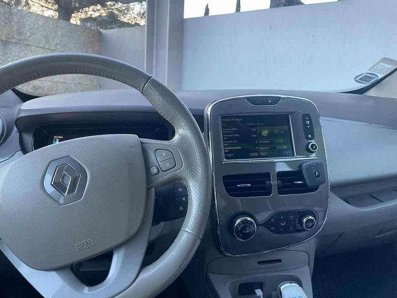 Usado Renault Zoe 80 kW (109 HP) 2019 Branco Citadino