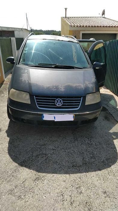 Usado 2004 VW Sharan Monovolume | € 1.400 - Imagem 1/4