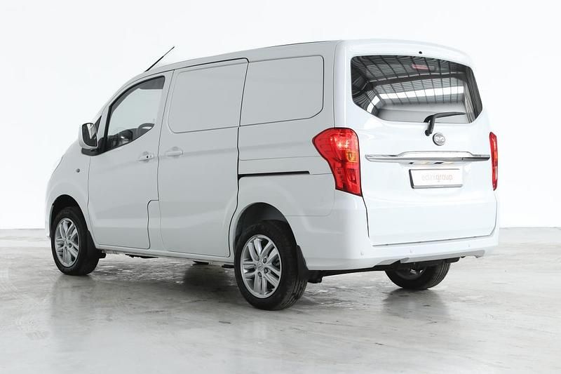 Novo BYD ETP3 100 kW (136 HP) 2025 Branco Van