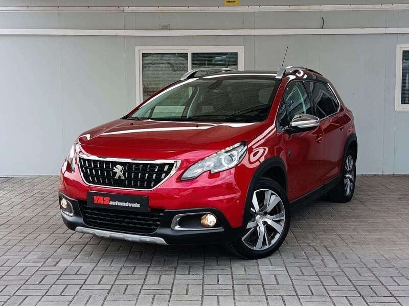 Vermelho Usado 2018 Peugeot 2008 Crossway SUV | € 13.890 (Preço justo) - Imagem 1/4