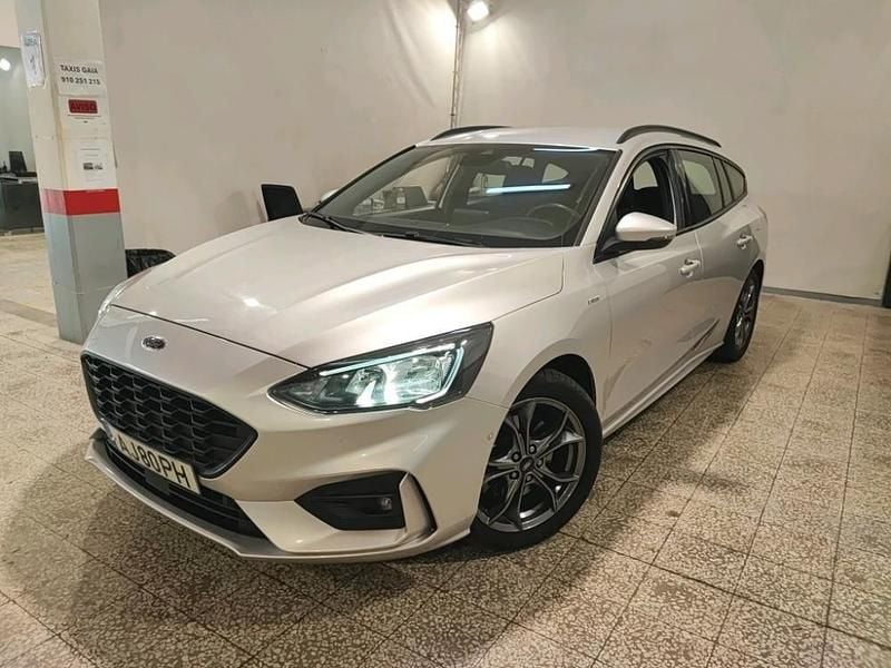 Cinzento Usado 2021 Ford Focus | € 13.980 (Preço justo) - Imagem 1/4