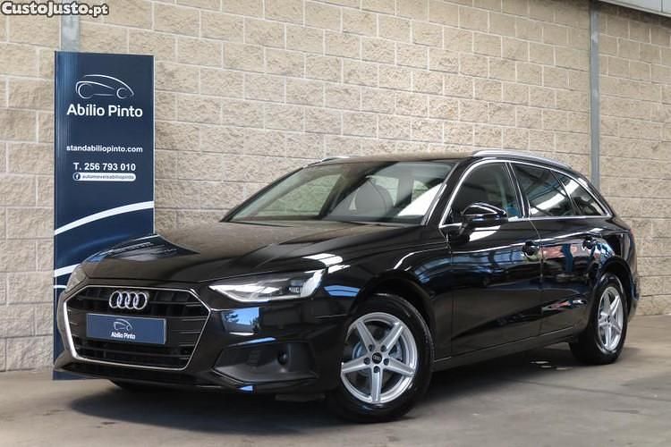 Preto Usado 2021 Audi A4 Advanced Sedan | € 26.500 (Bom preço) - Imagem 1/1