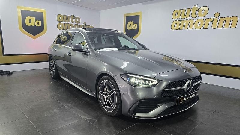Usado Mercedes C300 AMG line 265 HP (194 kW) 2022 Cinza Carrinha