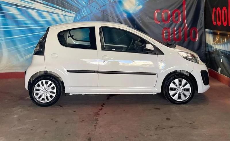 Usado Citroën C1 Feel 69 HP (50 kW) 2014 Branco Citadino