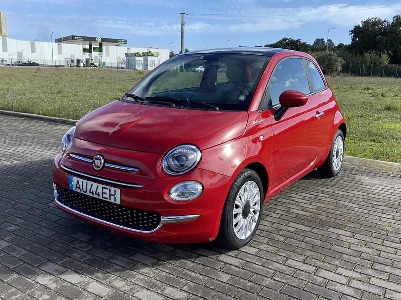 Usado Fiat 500 Dolcevita 70 HP (51 kW) 2022 Vermelho Citadino