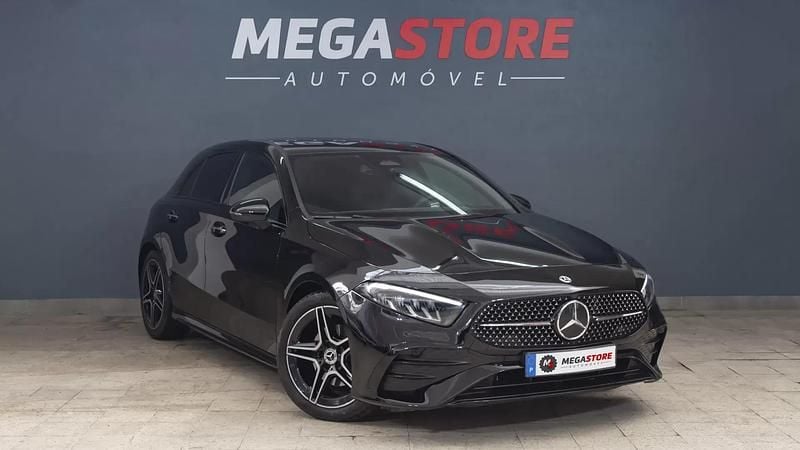 Preto Usado 2023 Mercedes A200 AMG line Citadino | € 30.850 (Preço justo) - Imagem 1/4