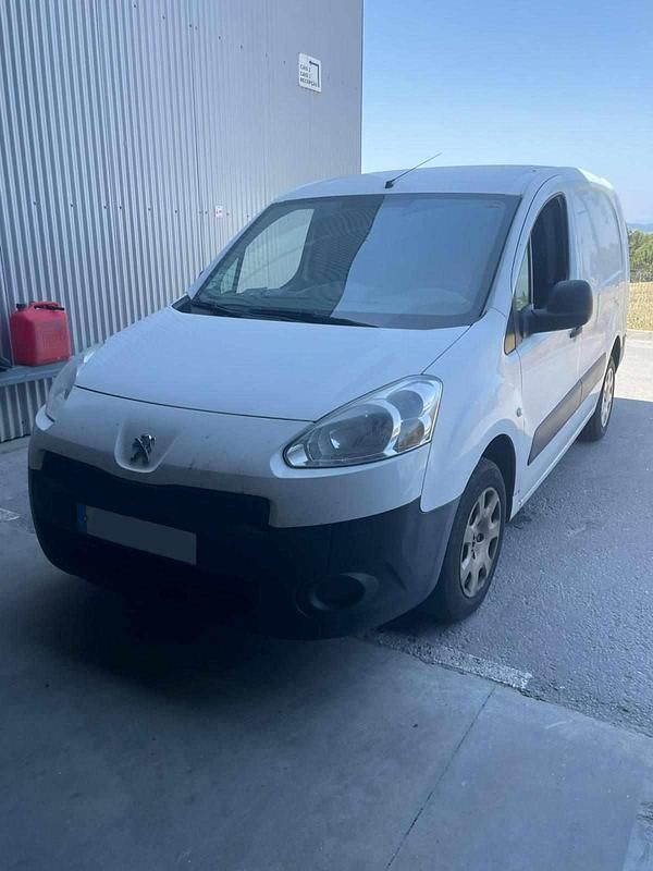 Branco Usado 2013 Peugeot Partner Van | € 3.300 (Super Preço) - Imagem 1/4