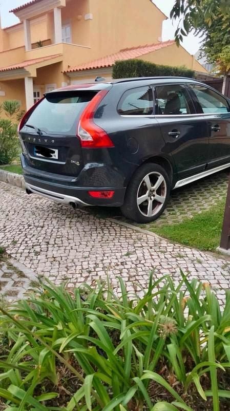 Cinzento Usado 2012 Volvo XC60 SUV | € 14.900 (Preço justo) - Imagem 1/4