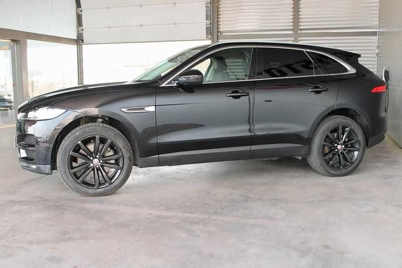 Usado Jaguar F-Pace 300 HP (220 kW) 2017 Preto SUV