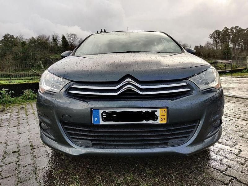 Usado Citroën C4 110 HP (80 kW) 2013 Sedan