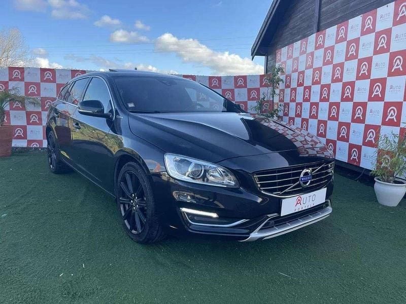 Preto Usado 2015 Volvo V60 Summum Carrinha | € 14.990 - Imagem 1/4
