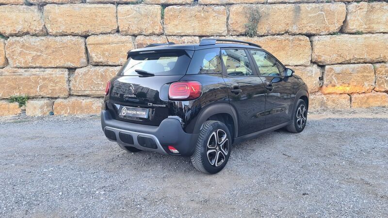 Usado Citroën C5 Aircross Feel 130 HP (95 kW) 2019 Preto SUV