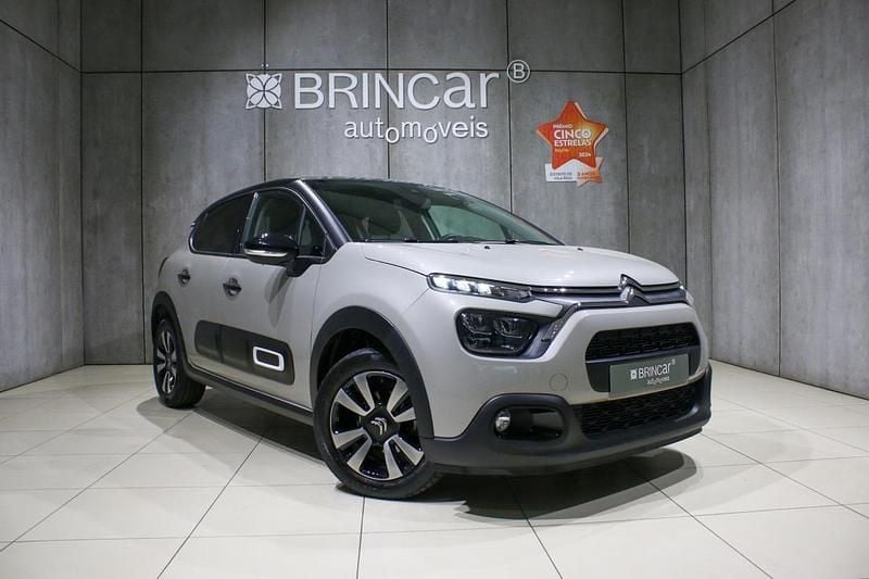 Cinza Usado 2023 Citroën C3 PureTech Citadino | € 15.990 (Preço justo) - Imagem 1/4