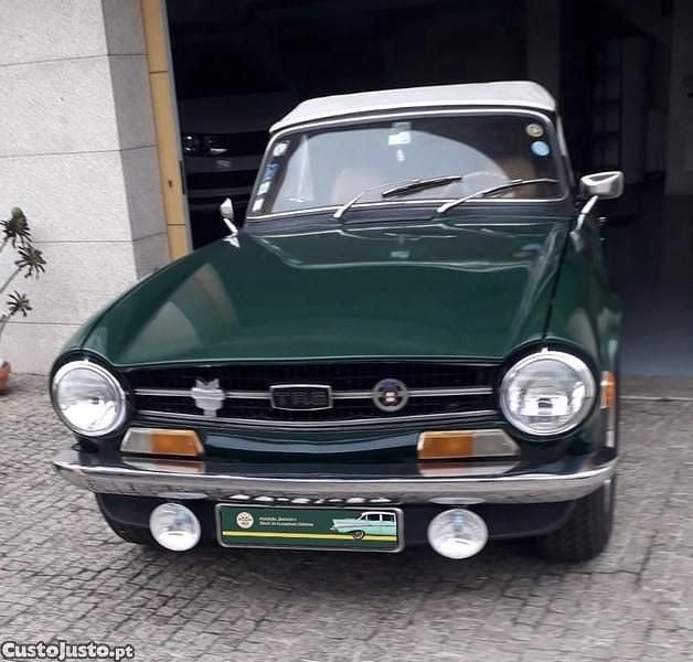 Usado Triumph TR6 150 HP (110 kW) 1980 Verde Cabrios