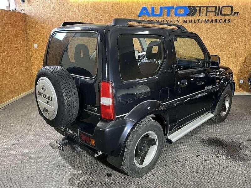 Usado Suzuki Jimny 62 HP (45 kW) 2005 Preto SUV
