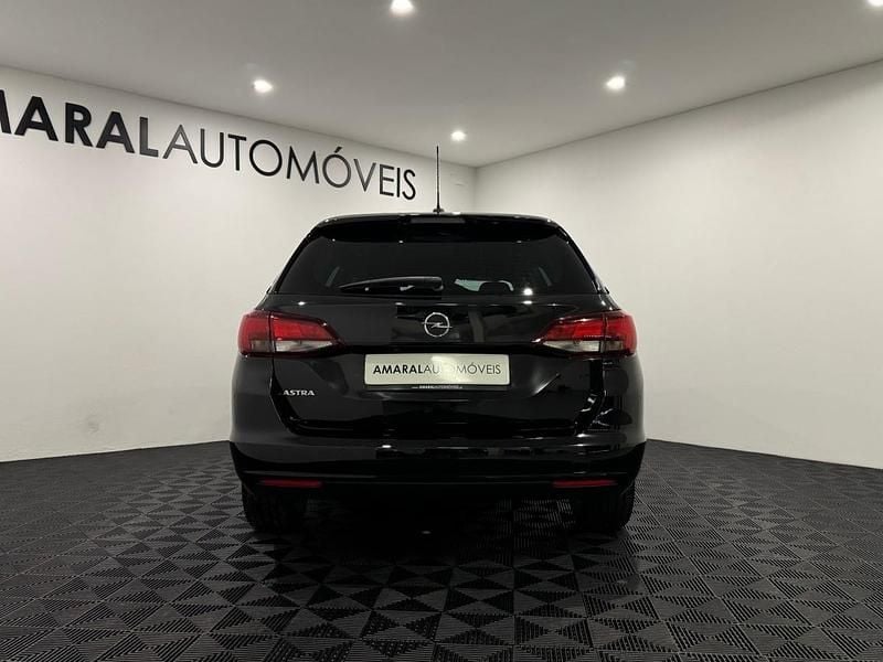 Usado Opel Astra Sport 122 HP (89 kW) 2021 Preto Carrinha
