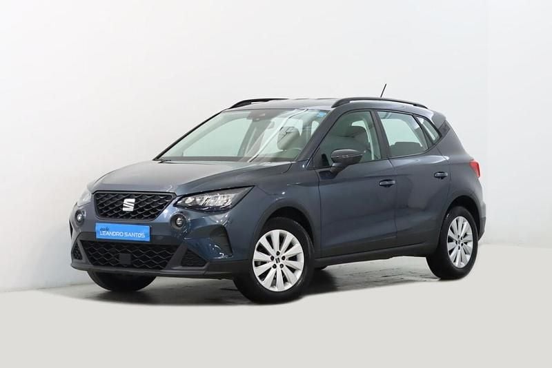 Cinzento Usado 2023 Seat Arona SUV | € 16.450 (Bom preço) - Imagem 1/2