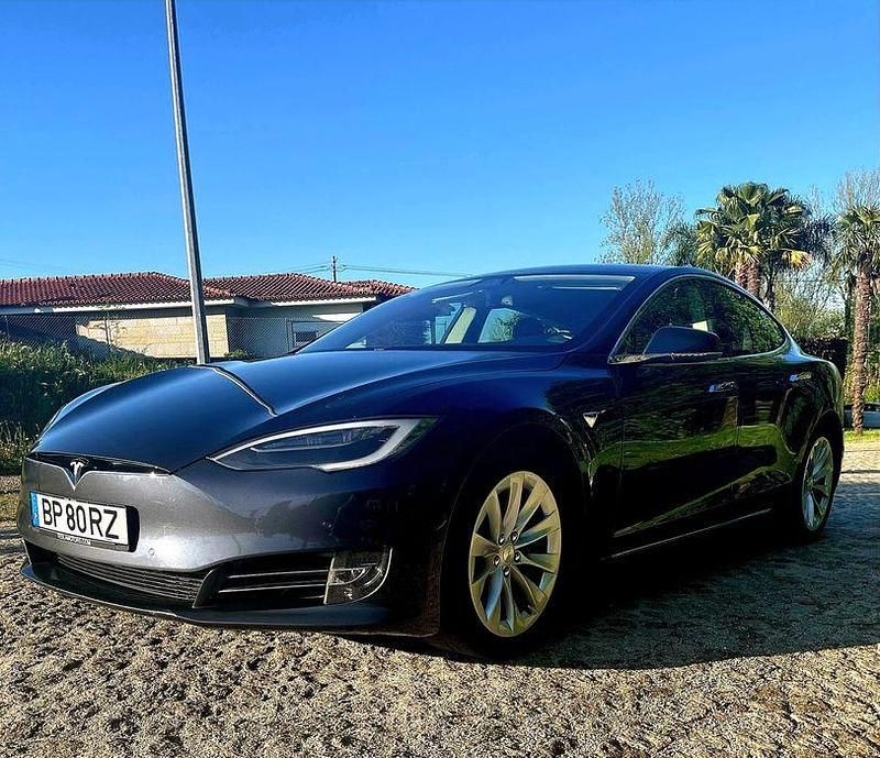 Usado 2017 Tesla Model S Sedan | € 26.500 (Preço justo) - Imagem 1/4