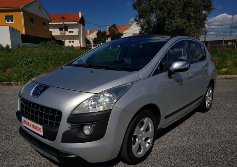 Cinzento Usado 2010 Peugeot 3008 | € 8.350 (Preço justo) - Imagem 1/4