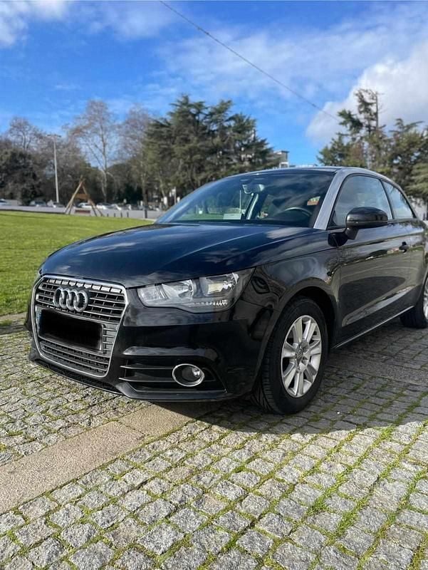 Usado Audi A1 86 HP (63 kW) 2013 Preto Citadino
