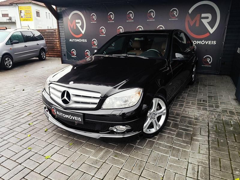 Preto Usado 2009 Mercedes C250 AMG Sedan | € 15.900 - Imagem 1/2