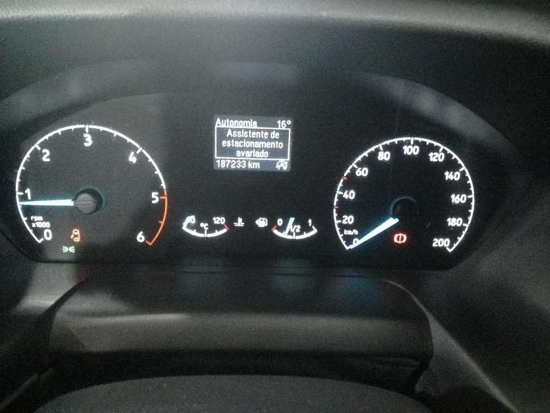 Usado Ford Transit Trend 131 HP (96 kW) 2022 Branco