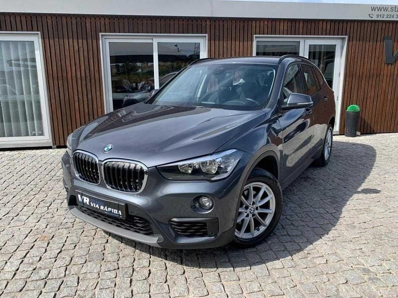 Cinza Usado 2018 BMW X1 Performance SUV | € 19.990 (Super Preço) - Imagem 1/4