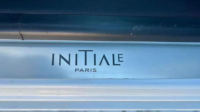 Usado Renault Talisman Initiale Paris 160 HP (117 kW) 2018 Branco Sedan