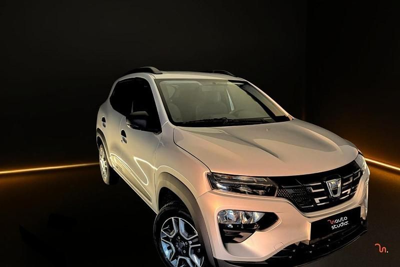 Cinzento Usado 2021 Dacia Spring Citadino | € 12.900 (Preço justo) - Imagem 1/4