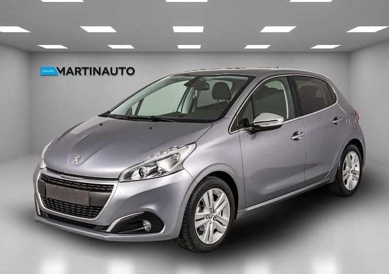 Cinza Usado 2014 Peugeot 208 Active Citadino | € 9.500 (Preço justo) - Imagem 1/4