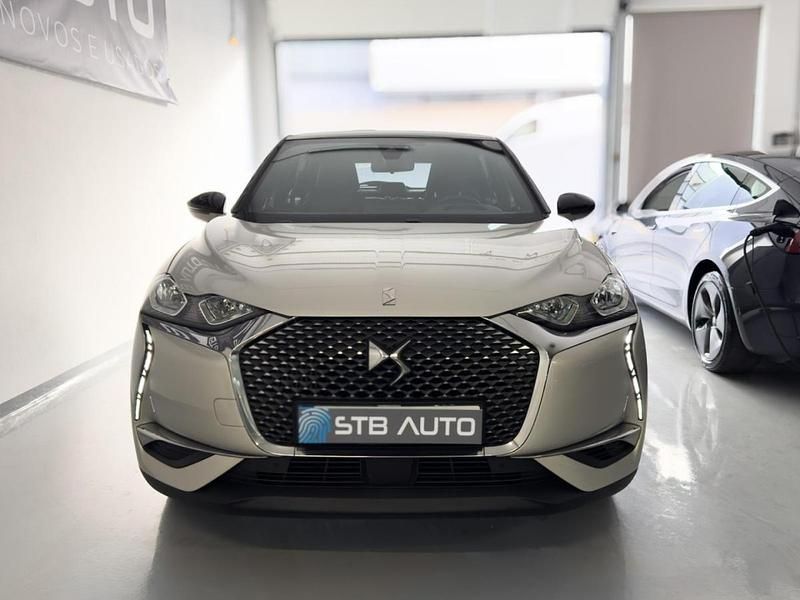 Usado DS Automobiles DS3 Crossback 102 HP (75 kW) 2021 Cinzento SUV