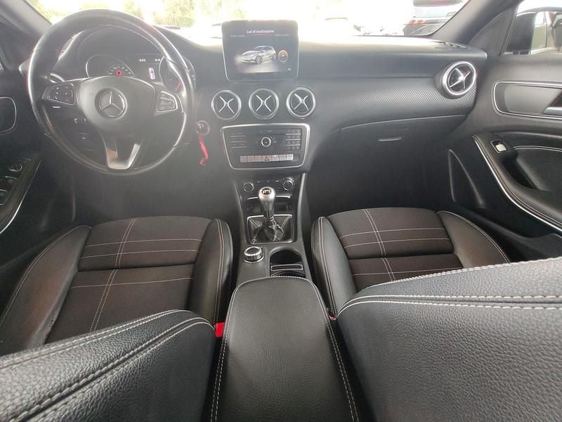 Preto Usado 2016 Mercedes A180 Edition | € 16.999 (Preço justo) - Imagem 1/4