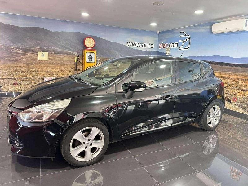 Preto Usado 2014 Renault Clio IV Citadino | € 9.750 (Preço justo) - Imagem 1/4