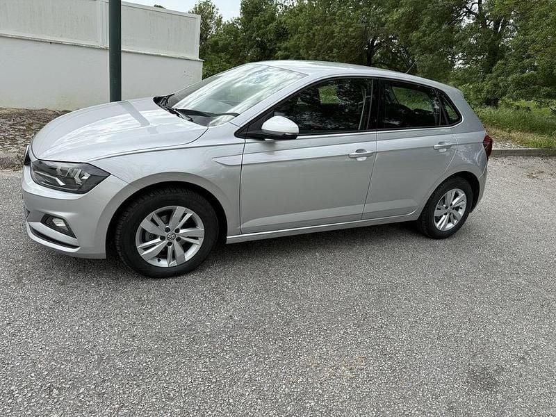 Usado 2018 VW Polo Sedan | € 12.500 (Preço justo) - Imagem 1/4